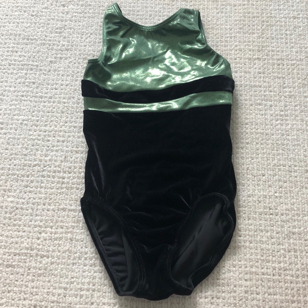 GK gymnastics leotard